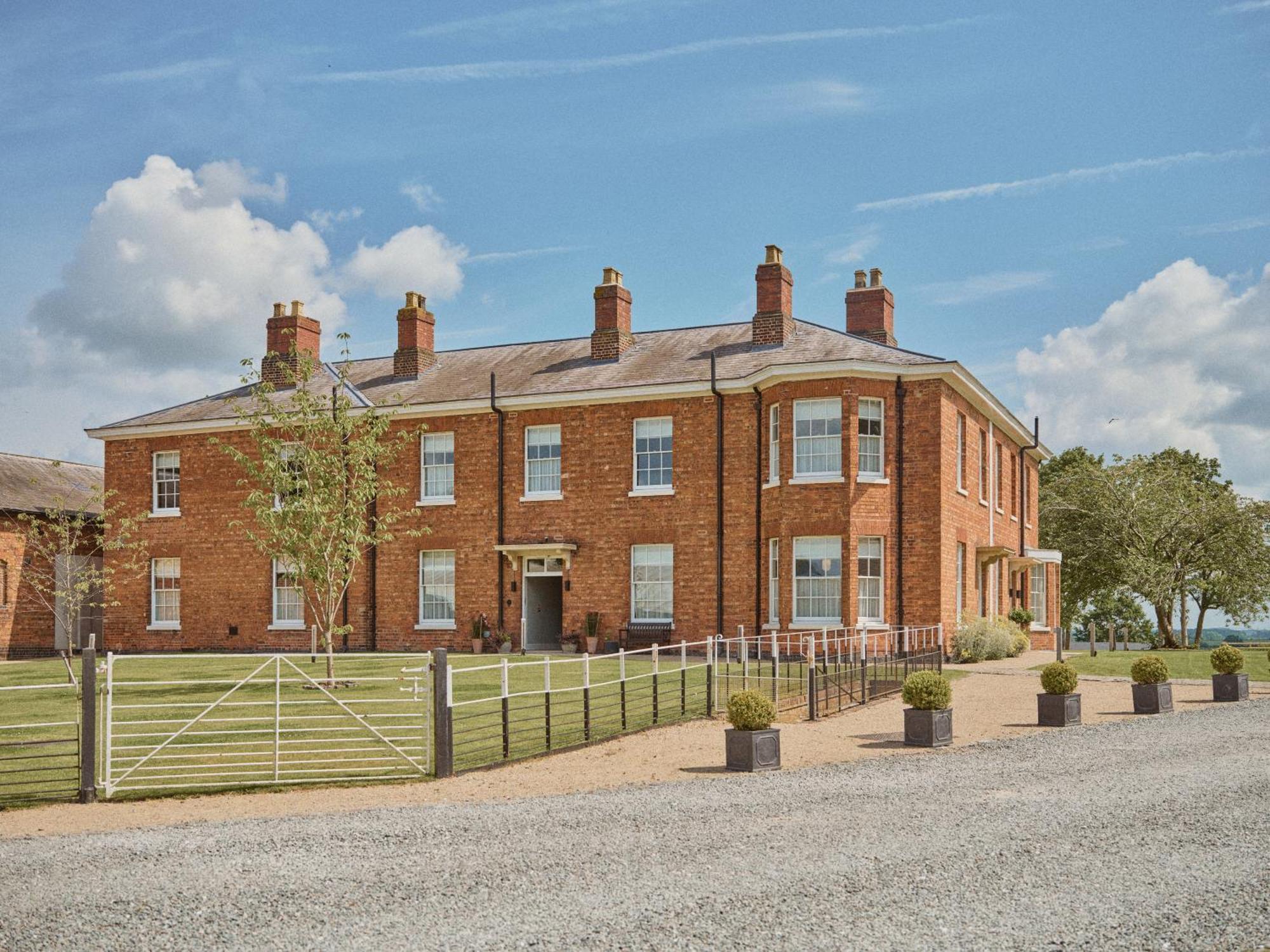 Constantine House Hotel Tamworth Exterior foto